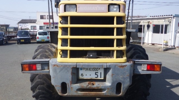 ตักล้อยาง WA100-3E #5**** 2244hr 1999yr Tel : 098-858-5524 สามภพ ครับ