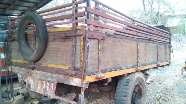 เทนเลอร์ลากอ้อย ลากมัน