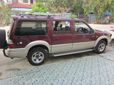 ไทยรุ่งแกรนแอดแวนเจอเครื่อง2.8ออโต้สวยเดิมๆปี2000 ไทยรุ่งแกรนแอดแวนเจอเครื่อง2.8ออโต้สวยเดิมๆปี2000