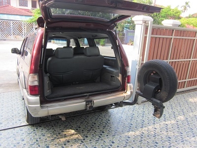 ไทยรุ่งแกรนแอดแวนเจอเครื่อง2.8ออโต้สวยเดิมๆปี2000 ไทยรุ่งแกรนแอดแวนเจอเครื่อง2.8ออโต้สวยเดิมๆปี2000