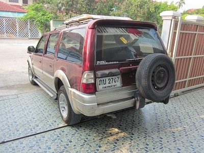 ไทยรุ่งแกรนแอดแวนเจอเครื่อง2.8ออโต้สวยเดิมๆปี2000 ไทยรุ่งแกรนแอดแวนเจอเครื่อง2.8ออโต้สวยเดิมๆปี2000