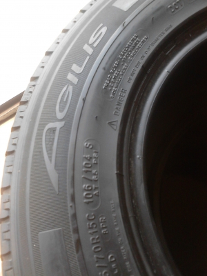 205/70R15 MICHELIN AGILIS    ชุด 4 เส้น TEL.081-427-3941