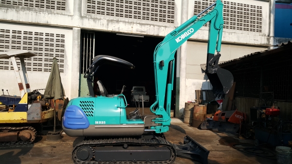 ขาย รถขุด KOBELCO รุ่น SK035 แทร็กเหล็ก มือสองญี่ปุ่น ขาย รถขุด KOBELCO รุ่น SK035 แทร็กเหล็ก มือสองญี่ปุ่น