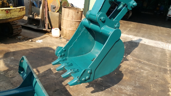 ขาย รถขุดเล็ก YANMAR รุ่น B37-2- ทำงานไว เทียบเท่า PC35 แทร็กเหล็ก มีไลน์ ใส่หัวกระแทกได้ สลักแน่น 100\% มือถือ/LINE ID: 0818753444