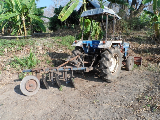 ขายรถไถ ISEKI 30แรง พร้อมมีดหน้า ผาน4 เครื่องตัดหญ้า