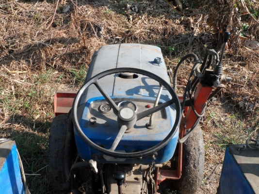 ขายรถไถ ISEKI 30แรง พร้อมมีดหน้า ผาน4 เครื่องตัดหญ้า