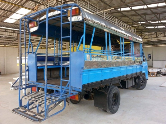 ขาย6ล้อ โดยสารอีซูซุNKR 110แรง เกียร์สั้น มีแอร์ ภายในใช้ได้ทุกอย่าง เครื่องดี คัชซีสวย ยางดี สภาพพร้อมใช้งาน เอกสารพร้อมโอน สนใจโทร 090-8588220คุณนะ 093-3258446คุณบิวตี้ ID:narong498 หรือ www.truck.in.th/498 หรือfb:ณรงค์ ซื้อขายรถมือสอง(เว็บไซต์ส่วนตัว)