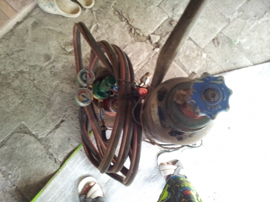 ขออนุญาติลงขายชุดเชื่ิอมแก๊ส ครับ