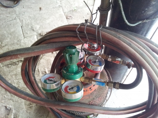 ขออนุญาติลงขายชุดเชื่ิอมแก๊ส ครับ ขออนุญาติลงขายชุดเชื่ิอมแก๊ส ครับ