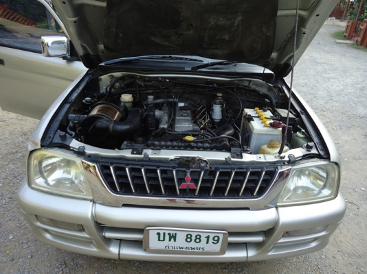 กระบะ  L 200     สตาด้า  2.8 แค็ป สนใจติดต่อ  089 5389447  และ 084 9028075