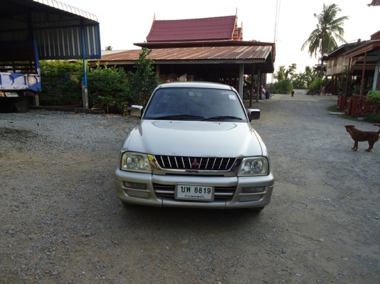 กระบะ  L 200     สตาด้า  2.8 แค็ป สนใจติดต่อ  089 5389447  และ 084 9028075