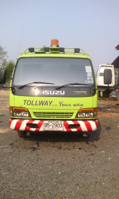 NPR  130  แรง  เทอร์โบ  แอร์เย็น  เครื่องดี  ครัชชีดี  รถสวย