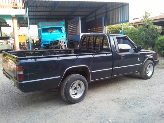 กระบะ  L 200  ไซโคลน   ตอนเดียว เครื่อง ดีเซล 2.5  แอร์เย็น