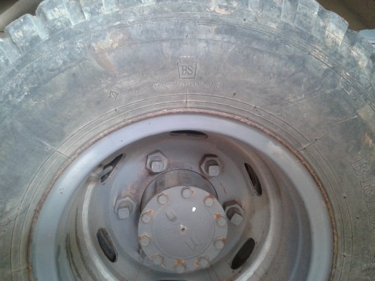 ขายดั้ม 5 คิว  ISUZU  NPR 115 แรง ปี 38  พวงมาลัย เพาว์เวอร์ เกียร์สั้น ในเทา