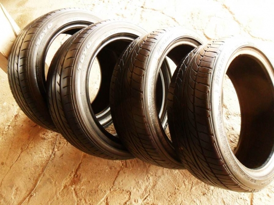 ยางขอบ17 ดันล็อป 205-45-R17ลงพื้นปี13(4เส้น2,900บ)ดอกหนา