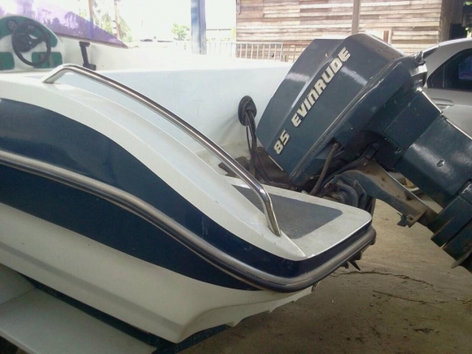 ขายเรือเร็วพร้อมเทรนเลอร์และอุปกรณ์ทุกอย่าง