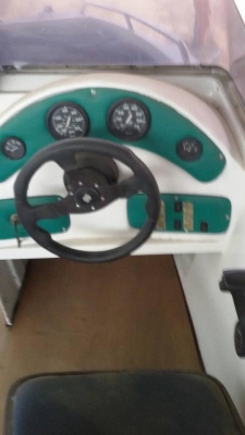 ขายเรือเร็วพร้อมเทรนเลอร์และอุปกรณ์ทุกอย่าง