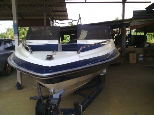 ขายเรือเร็วพร้อมเทรนเลอร์และอุปกรณ์ทุกอย่าง