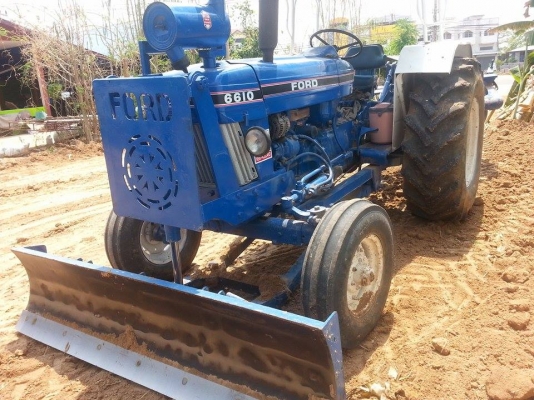 ขายรถไถฟอร์ด6600 เครื่องt3 เครื่องดี ช่วงล่างดี อุปกรณ์ดันหน้า-ผานหลัง สภาพพร้อมใช้งาน เล่มทะเบียนพร้อมโอน สนใจโทร 090-8588220คุณนะ 093-3258446คุณบิวตี้ ID:narong498 หรือ www.truck.in.th/498 หรือfb:ณรงค์ ซื้อขายรถมือสอง(เว็บไซต์ส่วนตัว)