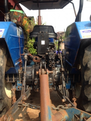 ขายรถไถ FORD NEW HOLLAND 6610 2เพลา คานหน้าคาราโร่ มีผาน 3,7+ดันหน้า สภาพดีมาก