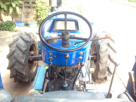 ขายรถไถ FORD NEW HOLLAND 6610 2เพลา คานหน้าคาราโร่ มีผาน 3,7+ดันหน้า สภาพดีมาก