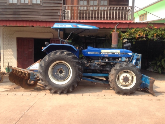 ขายรถไถ FORD NEW HOLLAND 6610 2เพลา คานหน้าคาราโร่ มีผาน 3,7+ดันหน้า สภาพดีมาก