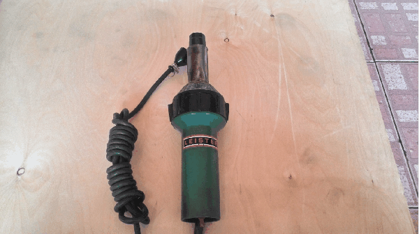 ขายเครื่องเชื่อมพลาสติค LEISTER CH-6060 Made in switzerland. ขายเครื่องเชื่อมพลาสติค LEISTER CH-6060 Made in switzerland.