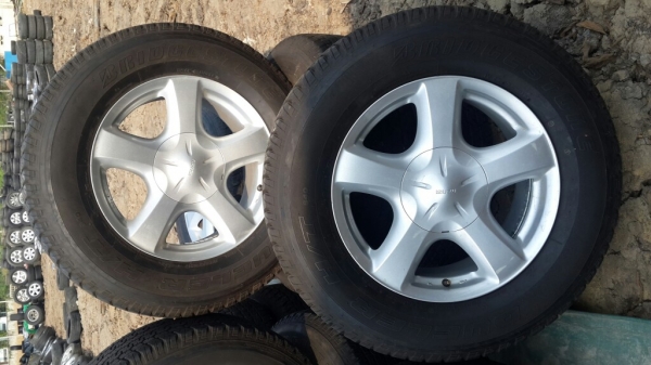 ล้อแม็ก วีครอสขอบ17พร้อมยางปี13