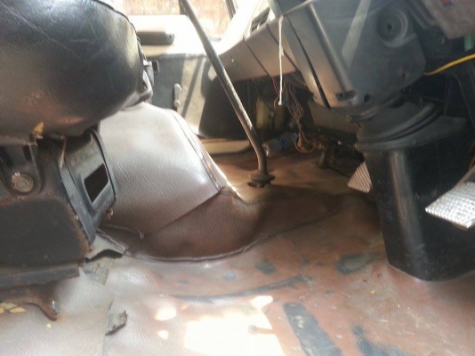 ขายHINO GD174 เครื่องEH700 168แรง มีแอร์ เครื่องดี คัชซีสวย ภายในสวย สภาพพร้อมใช้ เอกสารพร้อมโอน สนใจโทร 090-8588220คุณนะ 093-3258446คุณบิวตี้ ID:narong498 หรือ www.truck.in.th/498 หรือfb:ณรงค์ ซื้อขายรถมือสอง(เว็บไซต์ส่วนตัว)