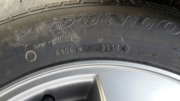 ล้อแม็กขอบ16วีโก้พร้อมยาง ล้อแม็กขอบ16วีโก้พร้อมยาง