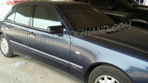 รถเก๋ง ยี่ห้อ BENZ แบบ E 200 CL  ใช้เชื้อเพลิง เบนซิน และ ก๊าซ NGV