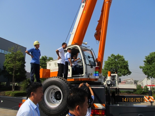 ขายรถเครน 55 ตัน มือ 1 ยี่ห้อ Zoomlion สนใจติดต่อเจี๊ยบเลยที่เบอร์ 098-8461868 ค่ะ ขายรถเครน 55 ตัน มือ 1 ยี่ห้อ Zoomlion สนใจติดต่อเจี๊ยบเลยที่เบอร์ 098-8461868 ค่ะ