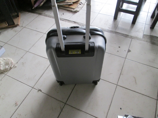 สำหรับเดินทางหล่อสุดๆครับ  ขาย400บาท ไม่รวมค่าขนส่งครับ