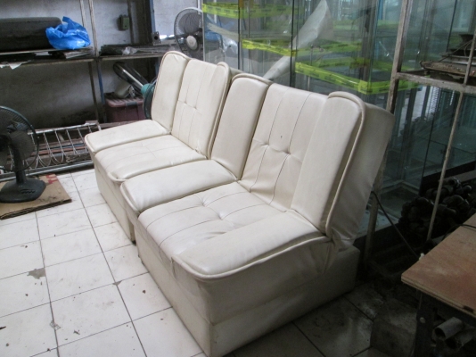 น้องต้อมวิภา 60 ครับคุณครับ โซฟาสวย  แข็งแรง  ใครชอบ  สนใจ   ไม่มีขาด  2 ตัว 2800บาท
