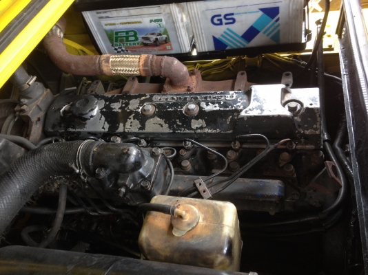 รถยกโคมัสสึรุ่น 5 น้ำหนักยก 4.5 ตัน เสาสูง 3 เมตร เครื่องดีเซล เกียร์ออโต้