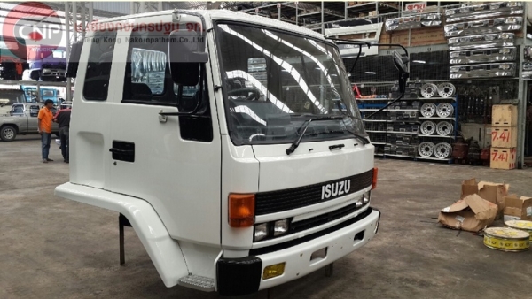 ขายหัวเก๋ง รหัสหัว F237 หัวเก๋ง ISUZU  ROCKY 4 ตา ทำสี