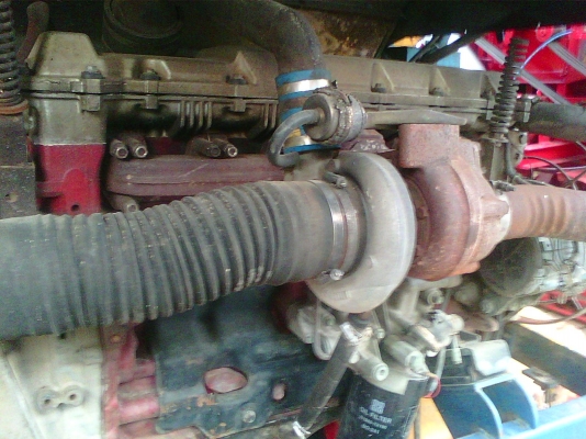 ขายรถเกี่ยวข้าว รุ่น ใหม่ใหญ่กว่าเดิม ตัวเดิน 12 HTปั้มเบอร์22 เครื่อง GO8C เทอร์โบ