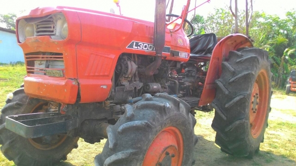 ขายรถไถ KUBOTA L3001DT 2เพลา พาวเวอร์ ขายรถไถ KUBOTA L3001DT 2เพลา พาวเวอร์