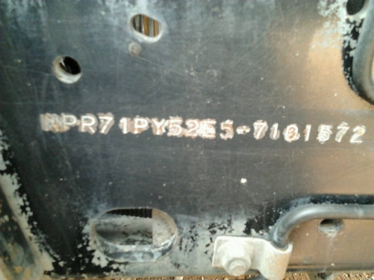 รถ 6 ล้อกลาง