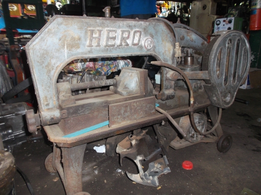 เลื่อยชัก HERO (เก่าเก็บ)
