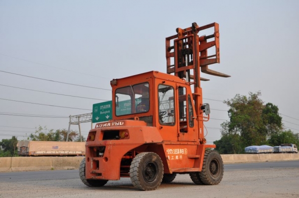 ขายFORKLIFT KOMATSU (5ตัน)(เสาสูง3เมตร)สวยเดิมจากญี่ปุ่น ยังไม่เคยใช้ในไทย360,000เท่านั้น!!