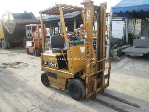 รถยก     KOMATSU    FG09-2   รหัสสินค้า : 14001973  หรือเพิ่มเติมไดที่ www.nihonmono.com
