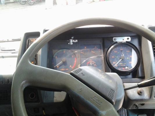 รถ6ล้อHINOสิงห์ไฮเทค195แรงตู้เปิด10บานไม่มีเสากลางยาว7มยาง900