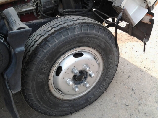 รถ6ล้อHINOสิงห์ไฮเทค195แรงตู้เปิด10บานไม่มีเสากลางยาว7มยาง900