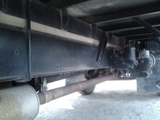 รถ6ล้อHINOสิงห์ไฮเทค195แรงตู้เปิด10บานไม่มีเสากลางยาว7มยาง900