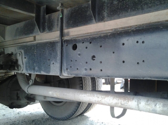 รถ6ล้อHINOสิงห์ไฮเทค195แรงตู้เปิด10บานไม่มีเสากลางยาว7มยาง900