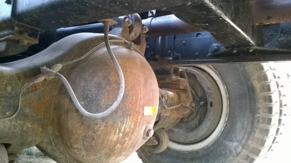 ขายไอ้หลง M6 ปี 46 คัสซีสวยตลอดเส้น เครื่องเดิม 6D16 เทอร์โบอินเตอร์ 260 แรงม้า เกียร์เดิม ยางเต็ม ทะเบียนพร้อมโอนครับ