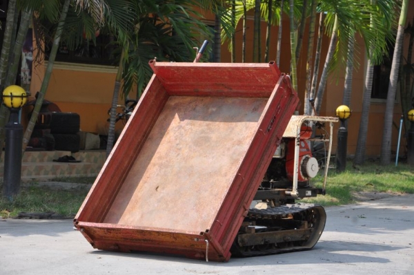 ขายรถบรรทุก ตีนตะขาบKUBOTAมีเกียร์ สภาพ เดิมญี่ปุ่น อะเนคประสงค์ 16,500เท่านั้น !!