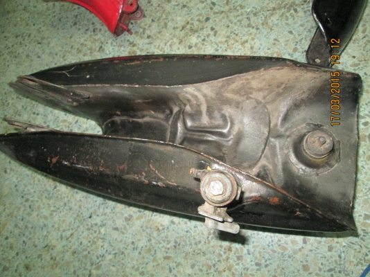 ขายถังนํ้ามัน C100 ซุปเปอร์คัฟ  ถัง คาวาซากิG7 ไม่ผุไม่รั่ว