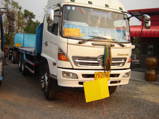 ขายพื้นเรียบ แม่+ลูก 260 ราคา 1850000 บา  ปี 51 รถเจ้าของขายเอง โทร 0843376760